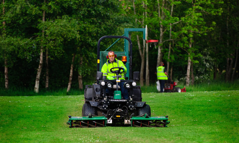 grounds maintenance grounds maintenance services in buckinghamshire